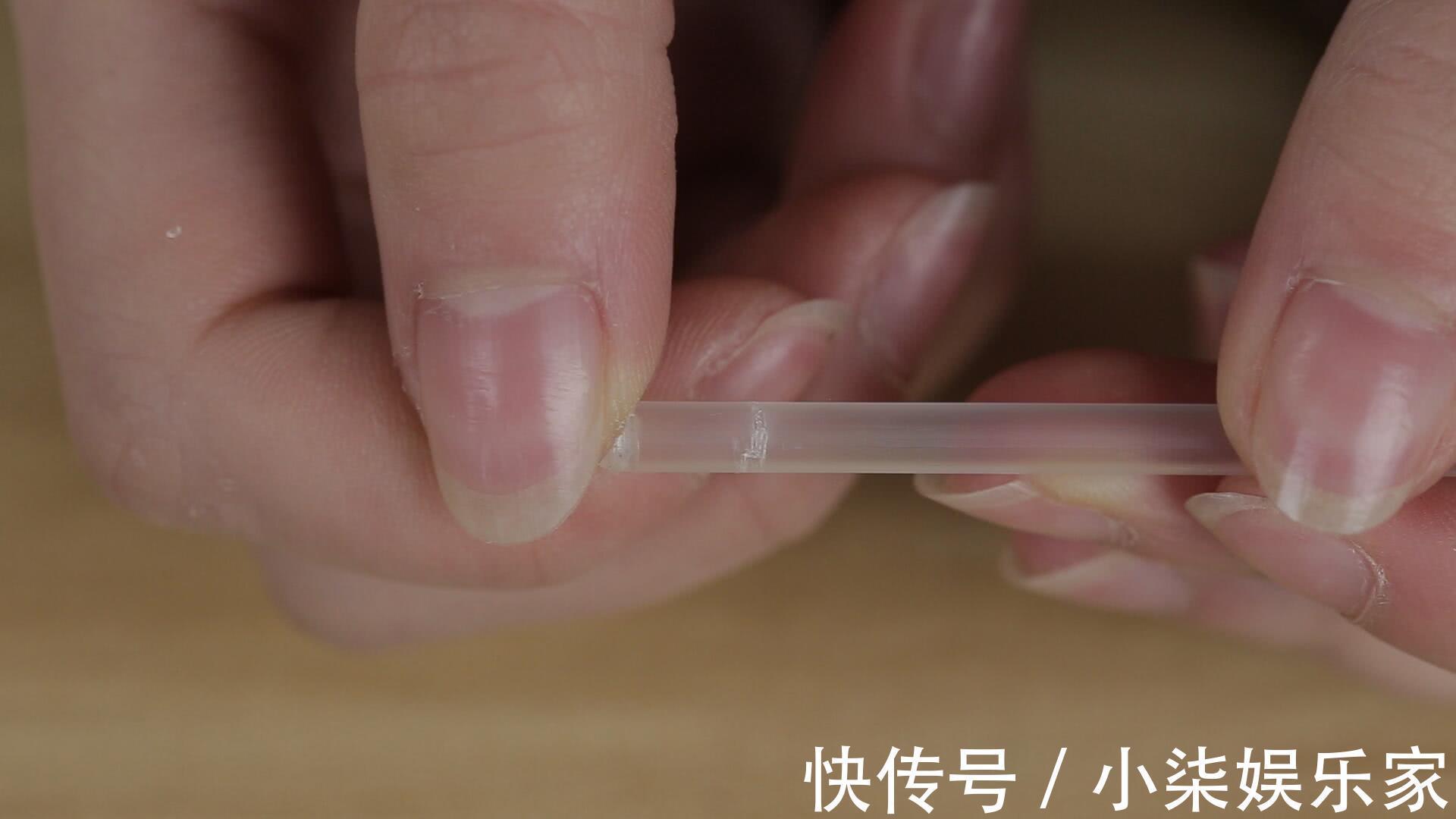 妙招|雨伞小帽掉了伞别丢，缝根吸管在上面，解决困扰大家的一个难题