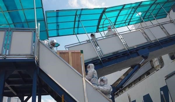 搭乘|因疫情滞留的唐招提寺舍利塔,搭乘了“新鉴真”轮返日