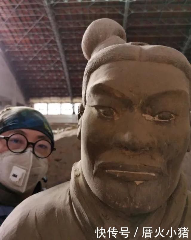 国家宝藏3 “给兵马俑拍照的人”爆红:我看见一枚指纹来自2200年前