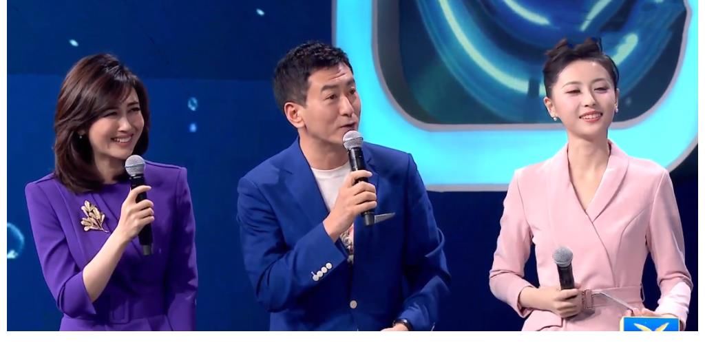 事业|央视主持事业发展需要“好赛道”，文艺节目主持人比新闻主播吃香