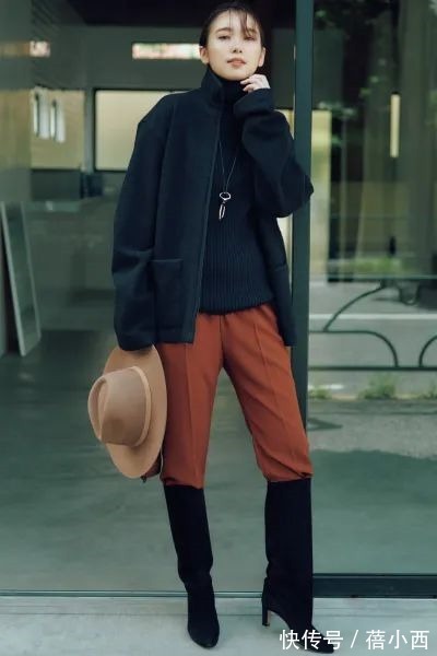 大衣 没穿过高领衫的你可就out了!赶紧学日系博主这样穿,美得更优雅