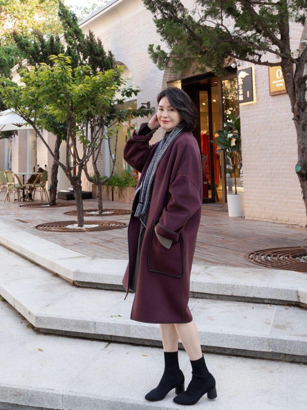 打底衫|50+女人不能错过的羊绒大衣,入冬这么搭优雅又好看,简约不挑人