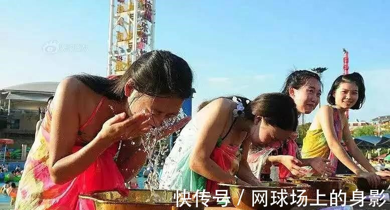 毛孔|脸刚“打湿”就用洗面奶 怪不得你洗不干净脸, 毛孔垃圾还多！