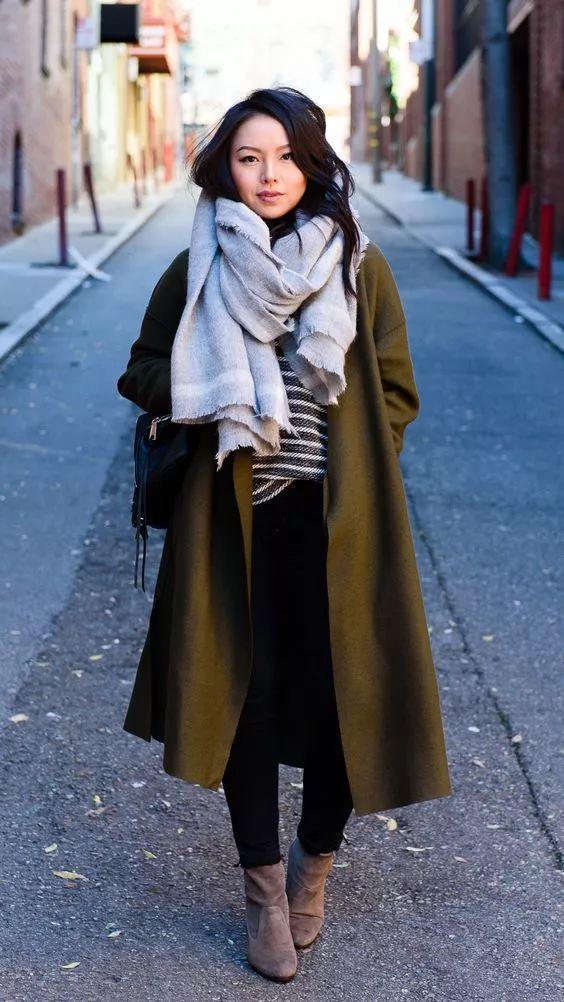 围巾 什么颜色的大衣,就搭什么围巾,这才是超实用的穿搭法
