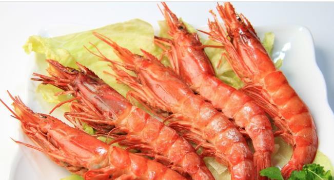 近视|孩子近视因缺钙锌铬，吃这些食物，保护视力孩子营养均衡