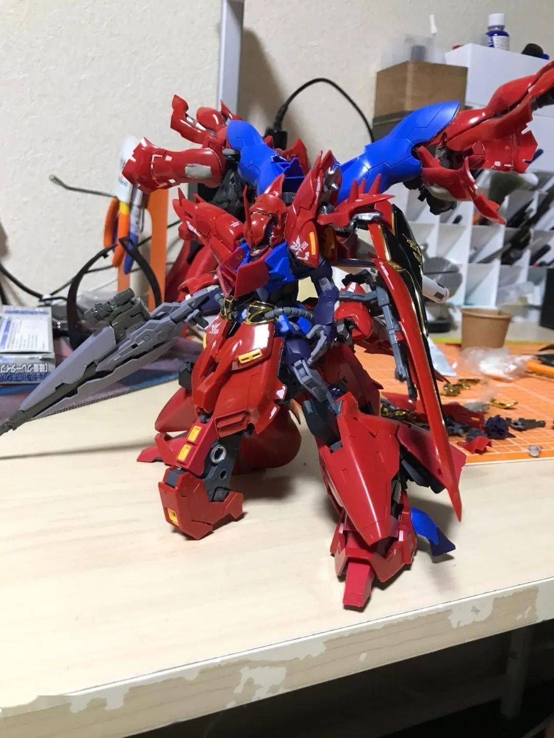 创形者|这组合有意思!亚尔斯核心高达+仿夜莺装甲