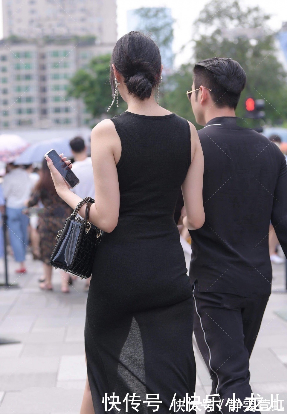 背影 喜欢健身的小姐姐,看背影就知道不是什么“庸脂俗粉”,非常动感