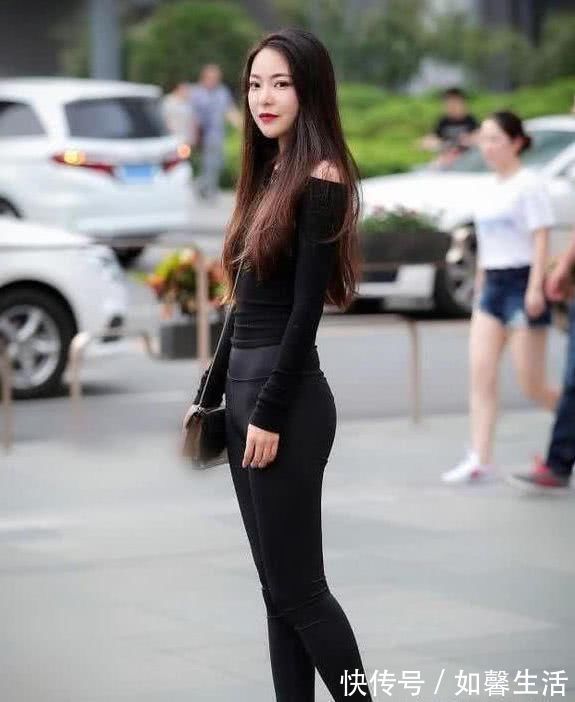 紧身|街拍时尚性感的紧身打底裤美女,轻松穿出魅力的女人味