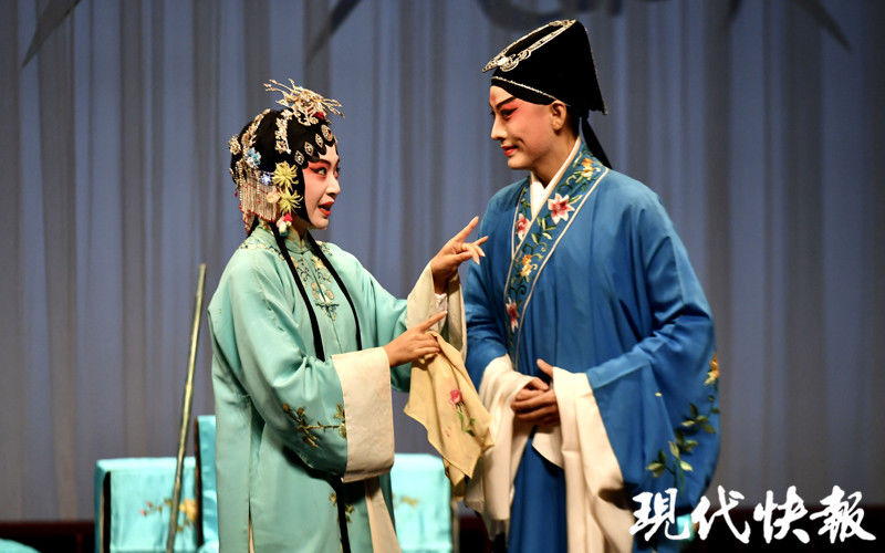 “天官”发糖，兰苑开箱！这场昆曲开年大戏又甜又欢乐