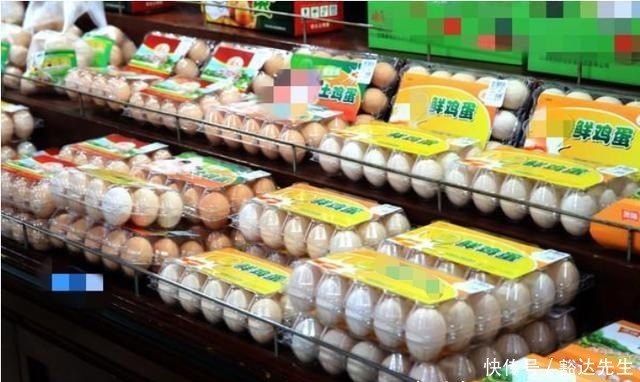 超市|孙子超市里弄碎一盒鸡蛋,店员让赔10盒,被爷爷怼得直接闭嘴了