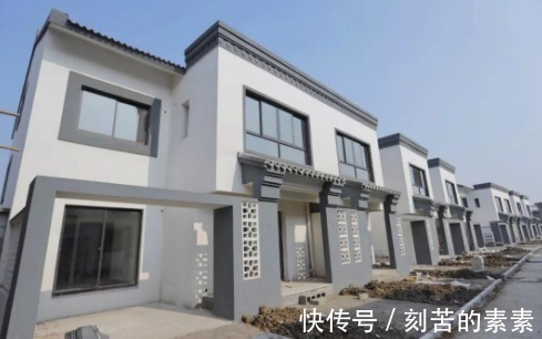 黄金时间|在县城买房子好，还是回村建房好村民了解一下