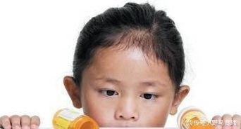 矿泉水瓶|8岁女孩骨龄达11岁，终生身高不超过一米五，罪魁祸首竟然是它