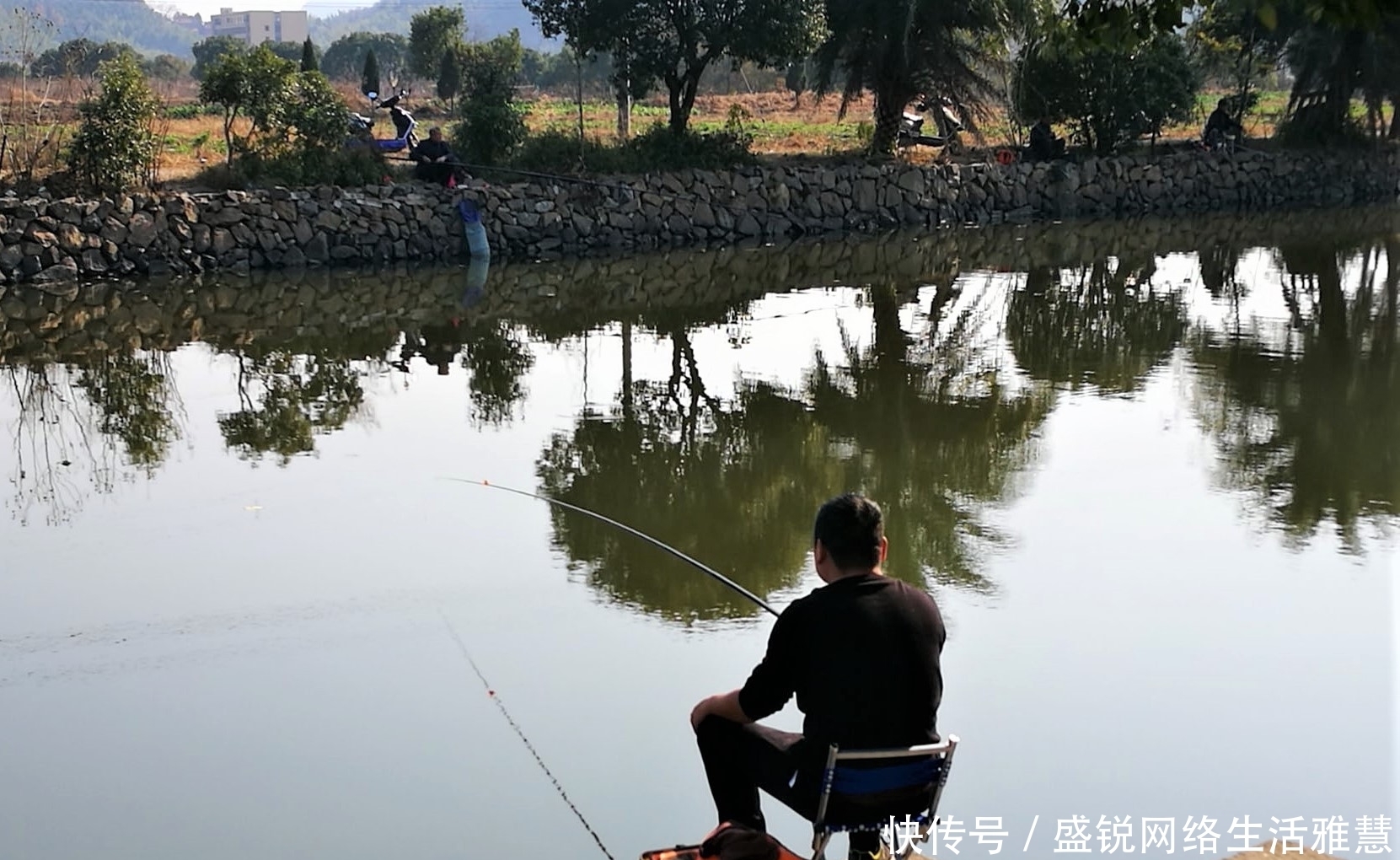 谷雨前后怎样选择野钓钓位的深浅？明白这些细节，深水浅水都中鱼