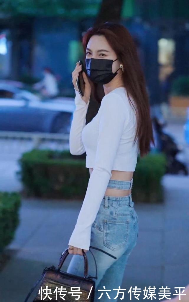 衣服|浅色牛仔裤,只有身材好的才能展现出来