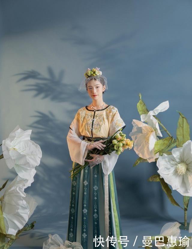汉服|汉服也有“茶艺风”,风格清新又自然,穿上它们比“绿茶”还美