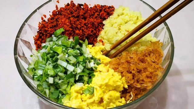 霜降前后，这菜大量上市，营养极高，又鲜又嫩别错过，包饺子最香