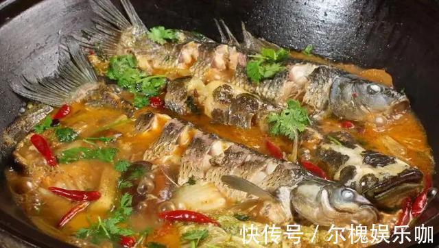 腥味|给鱼去腥,别直接倒料酒,用这个土办法,焖鱼没腥味,又鲜又香