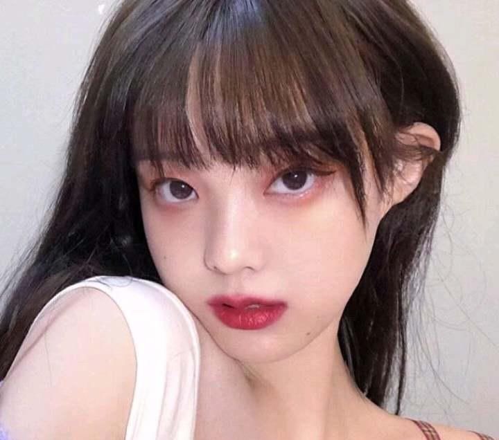 羊毛卷 小仙女注意这3种发型留久了,“发际线”会悄悄上移,特别是第三