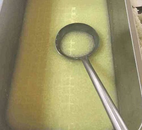  这家单位的食堂晚餐，5元钱管饱，你觉得划得来吗？