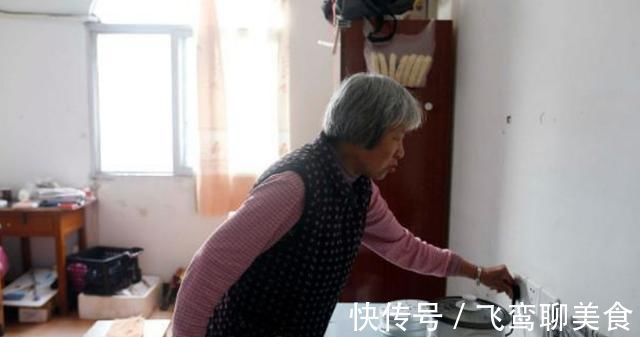 子女们|啃老又出现“新花样”,老人有苦说不出,年轻子女却不以为然