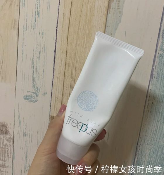 洗面奶|盘点号称“护肤秘诀”实则“用了=自杀烂脸”,擦亮眼,别踩雷