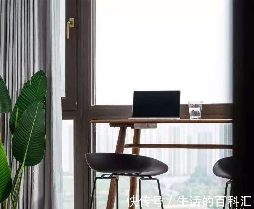 书房|不浪费5m2的阳台空间，建议少花钱，“穷装”更漂亮、更实用