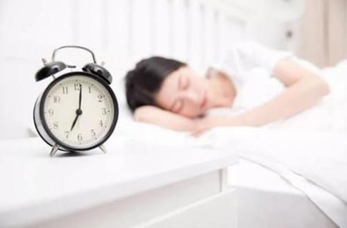 护肤攻略：敏感肌脸颊泛红怎么修复，谁说再见我们会红着脸？