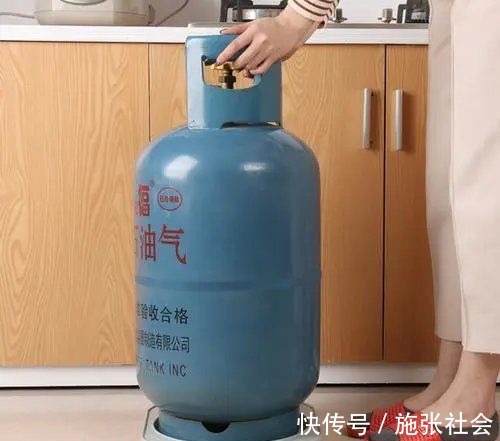 用煤气是先关火还是先关气？很多人不清楚，下次别再关错了