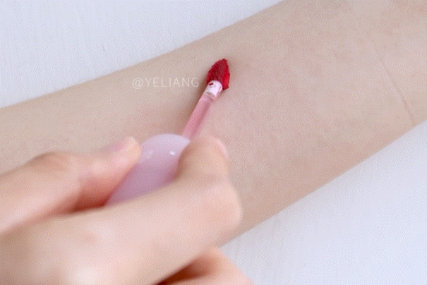 为什么有的女生长得一般，却很撩人？