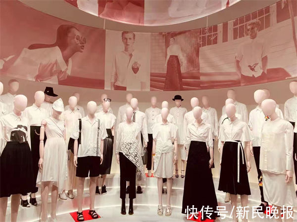 色彩|新尚|宝姿60周年回顾展在沪举行