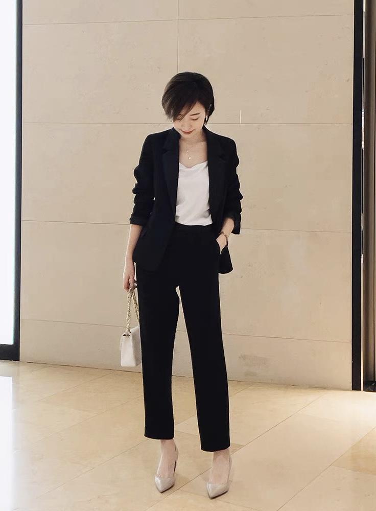 西装|中年女人要学会穿“西装”,不挑人又chic,出街赚足回头率