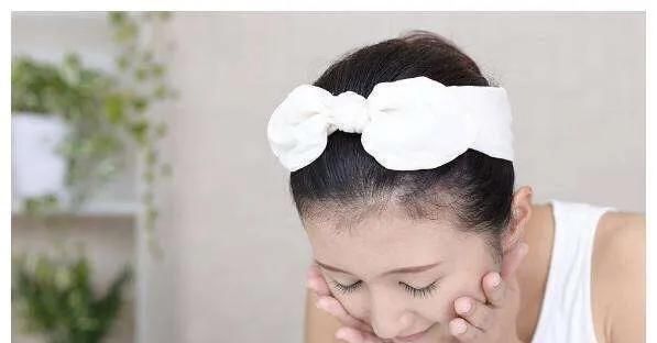睡前做这几件事,教你养成水嫩美肌,赶快get起来吧