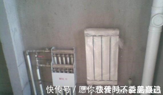 卡扣|卫生间水管万万要装这个东西,入住才知有多实用,真的是太机智了!