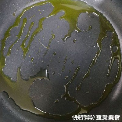 冰花煎馄饨|适合全家的蕾丝冰花煎馄饨,老人小孩都爱吃