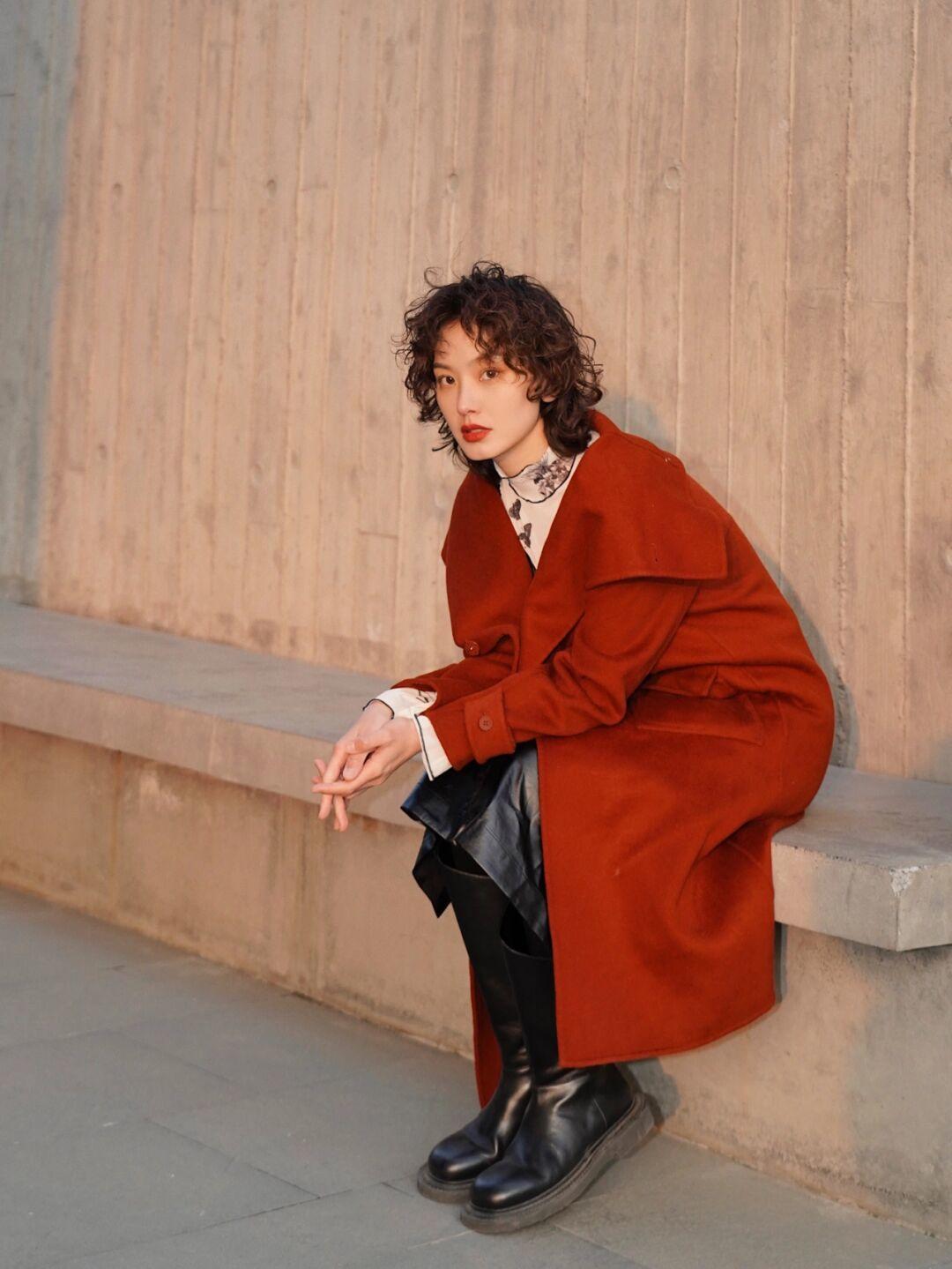 搭配 大衣的高阶穿法来了，这些搭配方式优雅精致又显气质，谁穿谁美