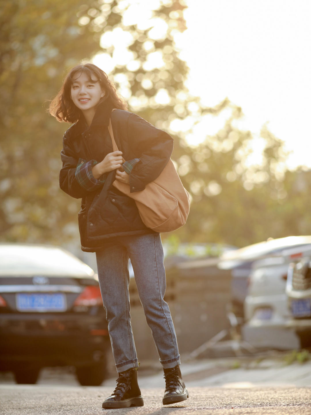 臃肿|觉得羽绒服臃肿?试试“棉服”吧,远比你想象中优雅高级
