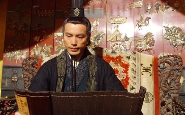 自焚|西周伐纣后，纣王自焚，武王一年后也去世，你看后来又发生了什么