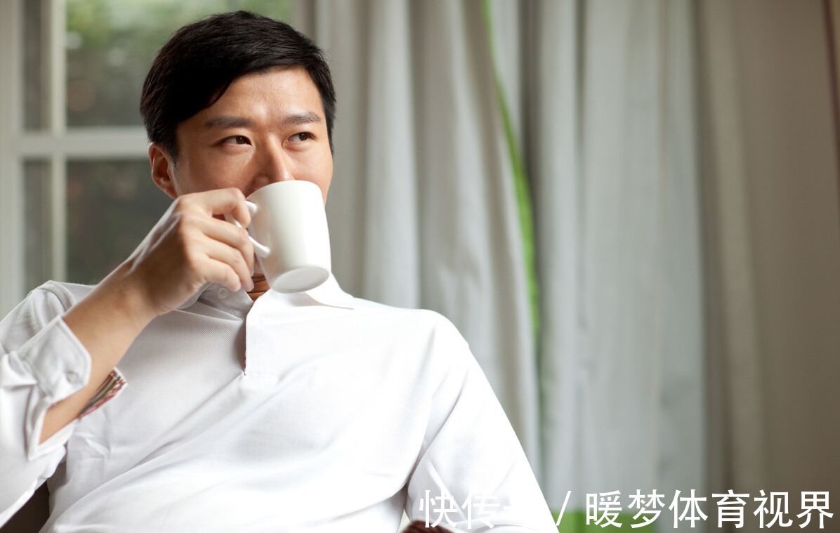 身怀|枸杞配“2物”天生一对,男人当茶喝,专治肾虚