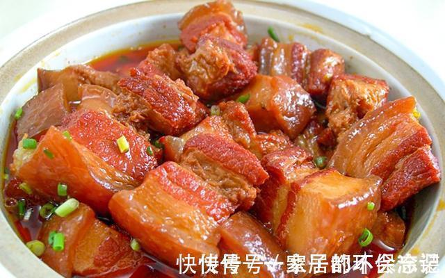 做红烧肉,加水炖不正确,难怪不香还油腻,大厨教你秘制做法,香