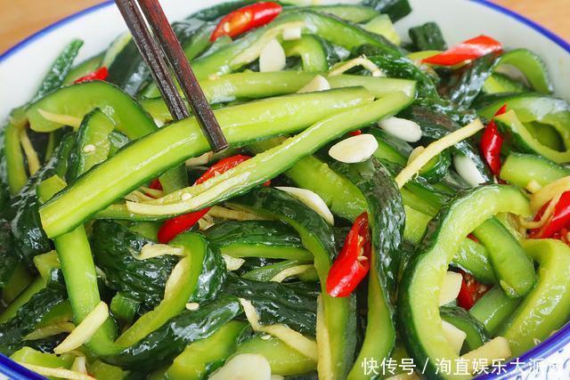  夏日|夏日必备下饭菜腌黄瓜，爽脆开胃比吃肉都过瘾，一次三斤不够吃