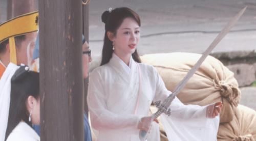 还珠格格|那英杨紫回应不和传闻,结果越描越黑,网友:这就是所谓的长辈?