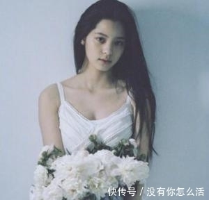 长发|清新飘逸的女生长发,尽情展现最美好的温柔时光,娇俏有灵气感