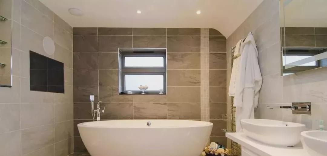 齐家|为什么越来越多人喜欢装“下沉式卫生间”？内行人揭露这4个优点