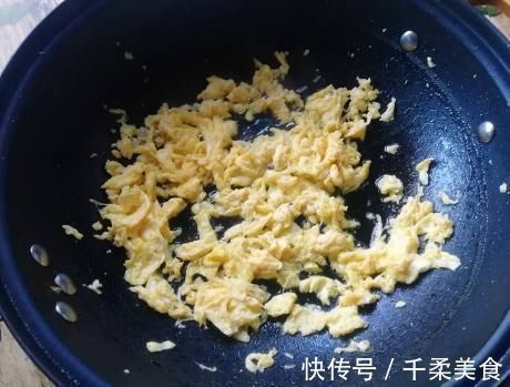 在家做素馅菜包时,馅出水松散不好包怎么办学会1招,轻松解决