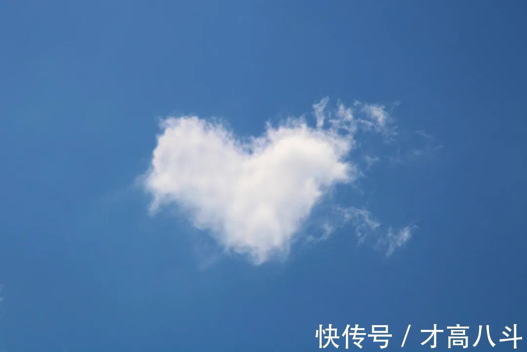 杜甫@诗词中的“浮云”:浮云一别后,流水十年间!