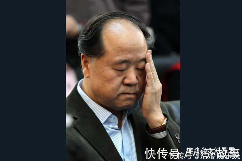 诺贝尔文学奖$获得诺贝尔奖后的作家莫言,为什么反倒被推下神坛,很多人喊打