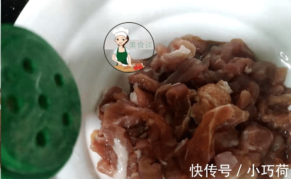 女人|女人都爱的下饭菜，配它一起炒，不仅更鲜香，润肠道，多吃还美容