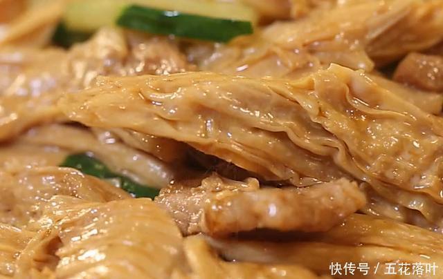 爱吃|孩子爱吃的黄瓜炒腐竹,鲜嫩爽口,美味营养,吃一次念念不忘