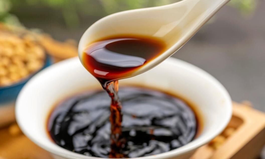 勾兑|不吃酱油和常吃酱油的人相比，会不会健康一些？