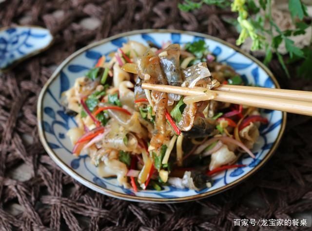  胜过|夏天吃猪蹄不如吃它，一周吃2次，皮肤水润气色好，胜过敷面膜